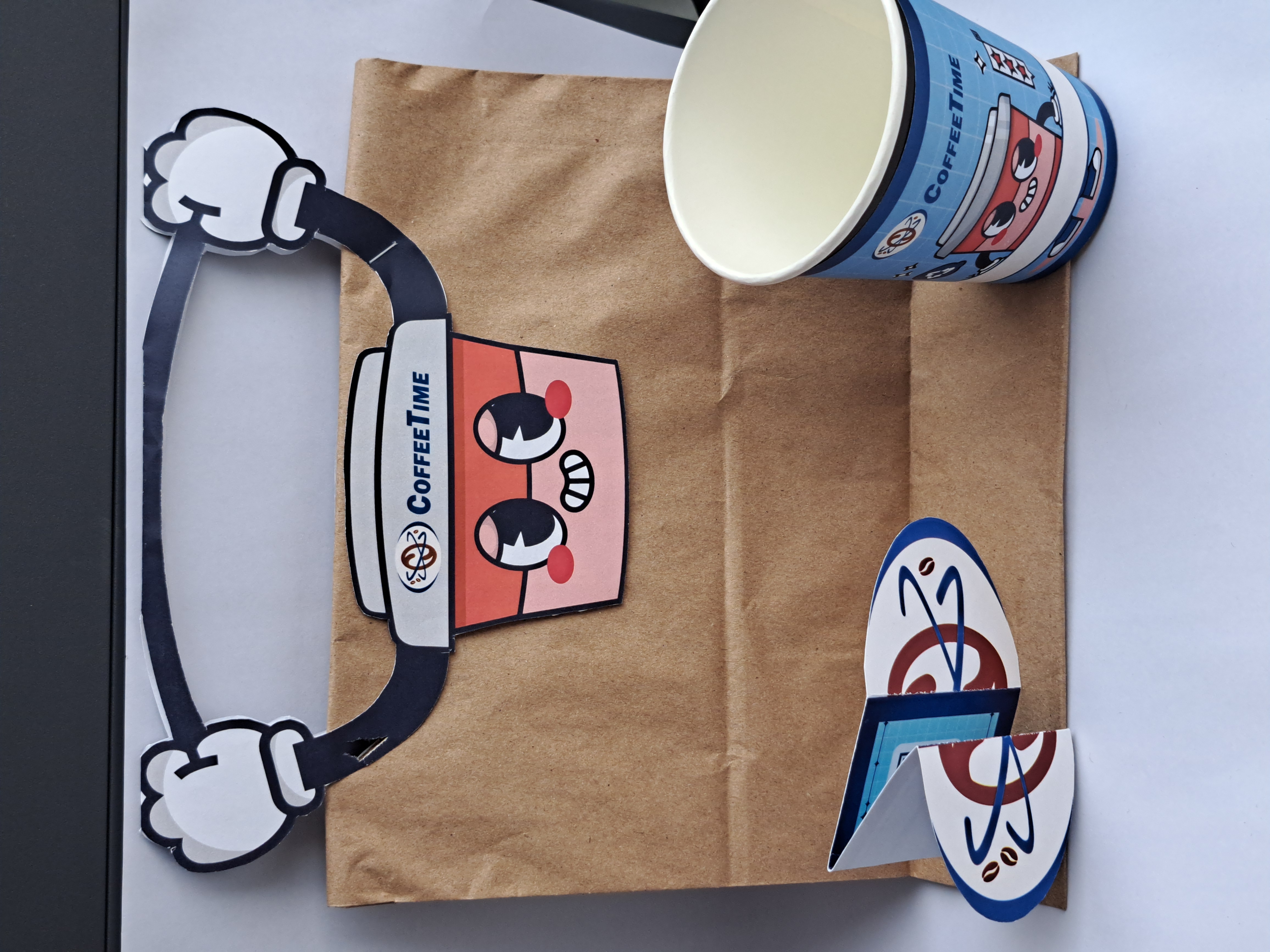 Фирменная упаковка для кофейни