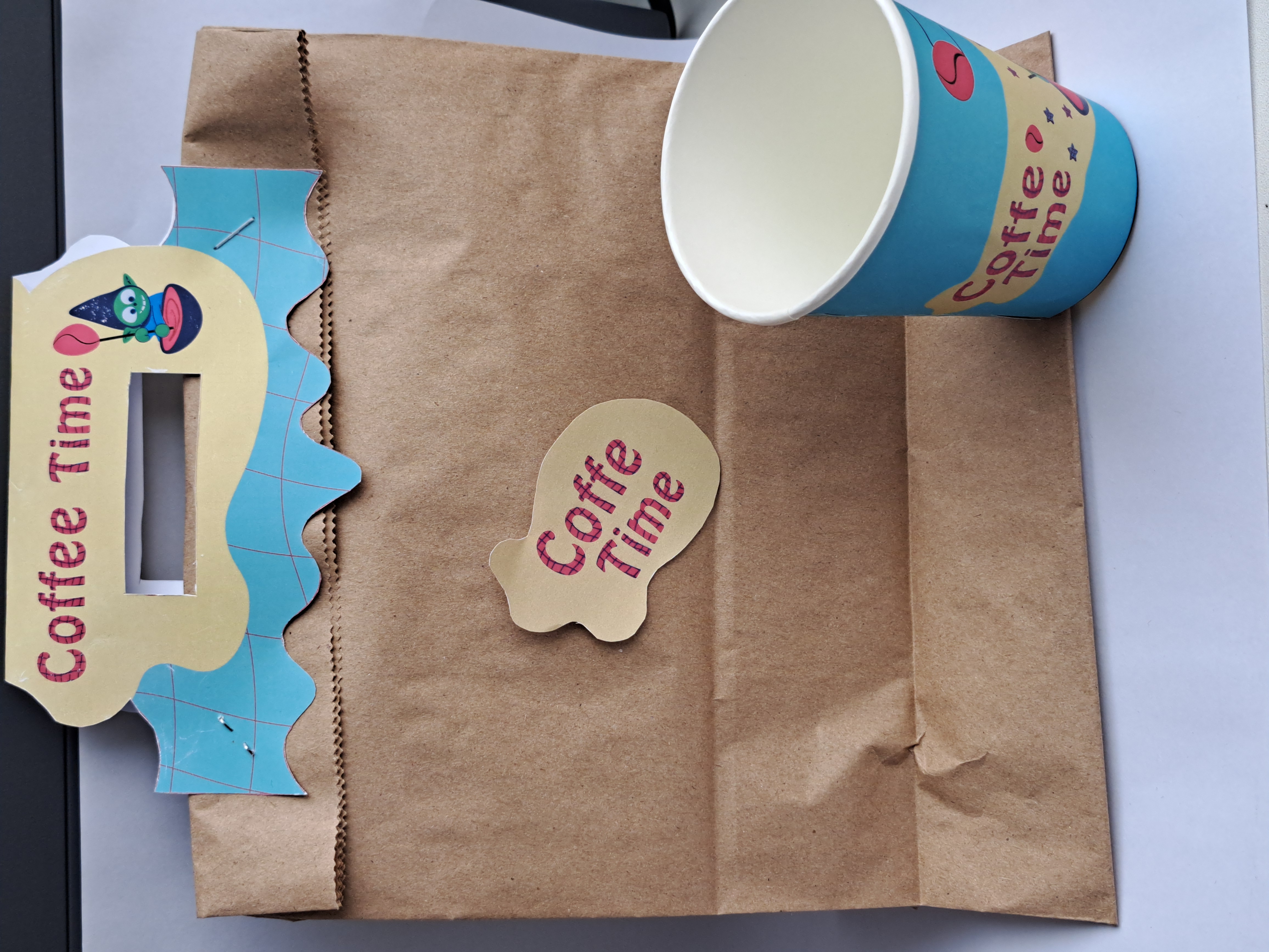 Фирменная упаковка для кофейни