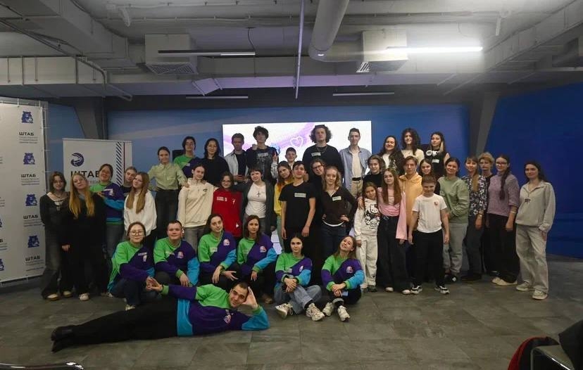 Наши студенты покоряют Школу Волонтёров