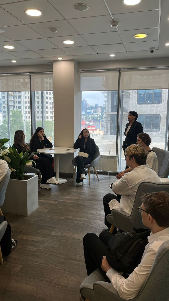 Старт в профессию! Экскурсия в «Альфа-Банке»