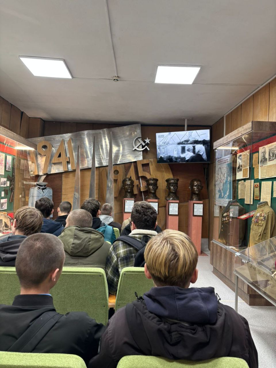 Наши будущие машинисты в Музее погран управления!