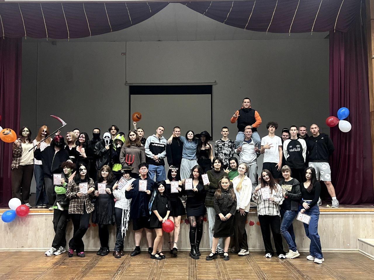 Сказочный вечер: как в общежитии прошел Вечер сказок