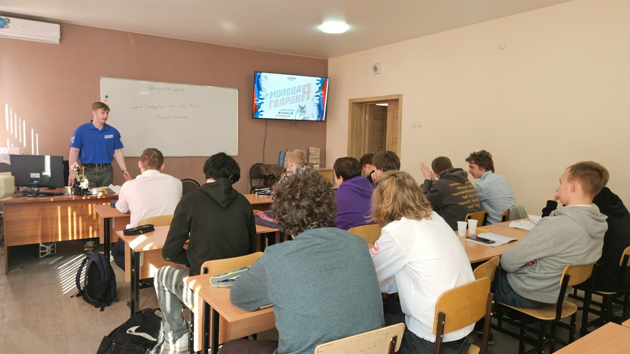 В КМТ прошли встречи с «Молодой Гвардией Единой России»
